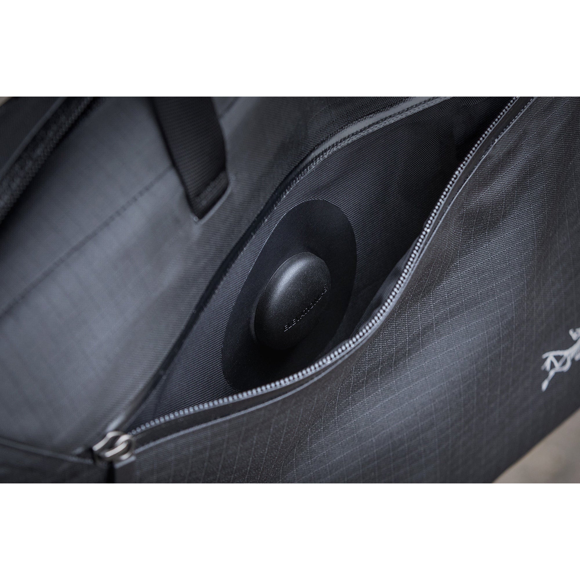 TagVault: Fabric for AirTag