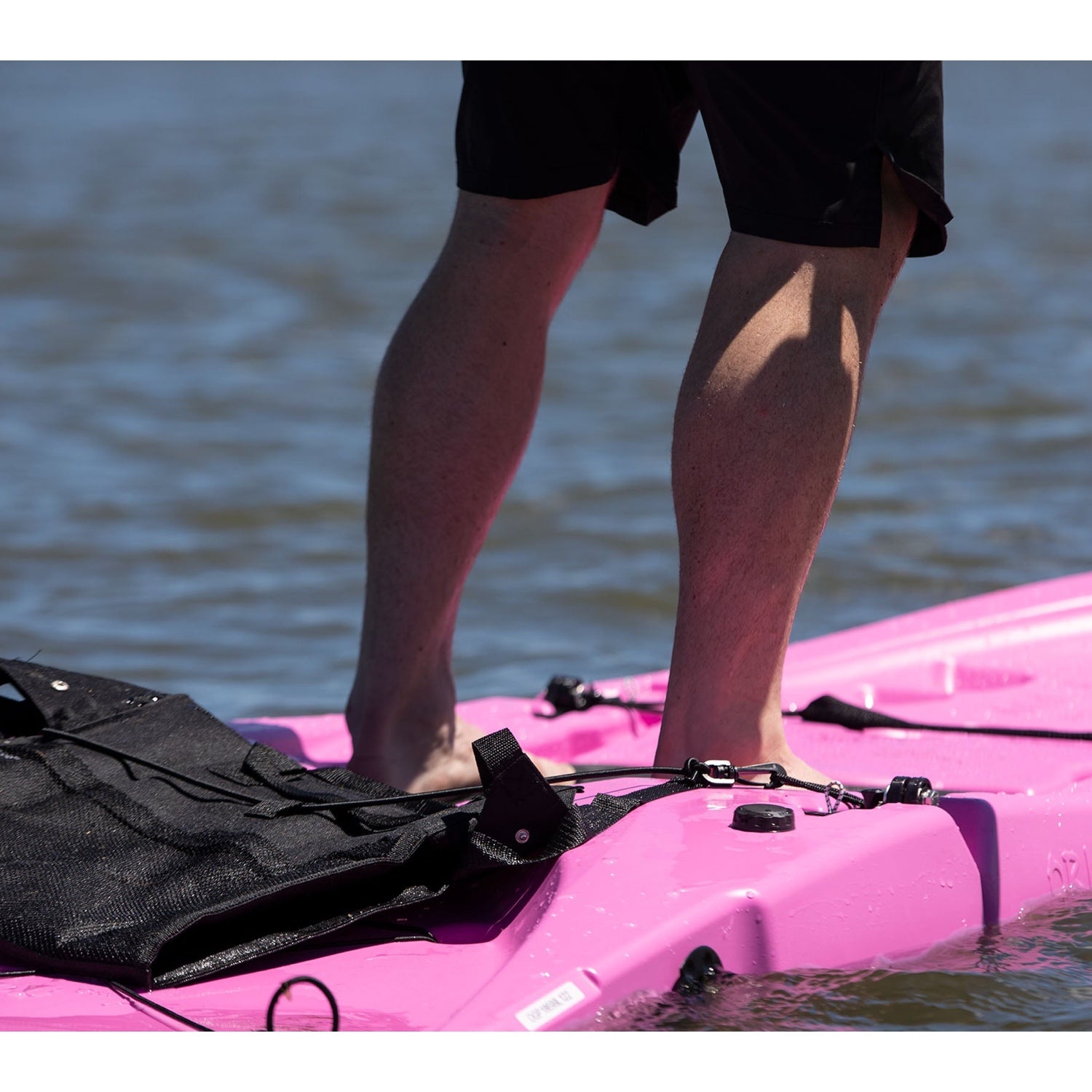 TagVault: Surface Mount for AirTag - Black and White