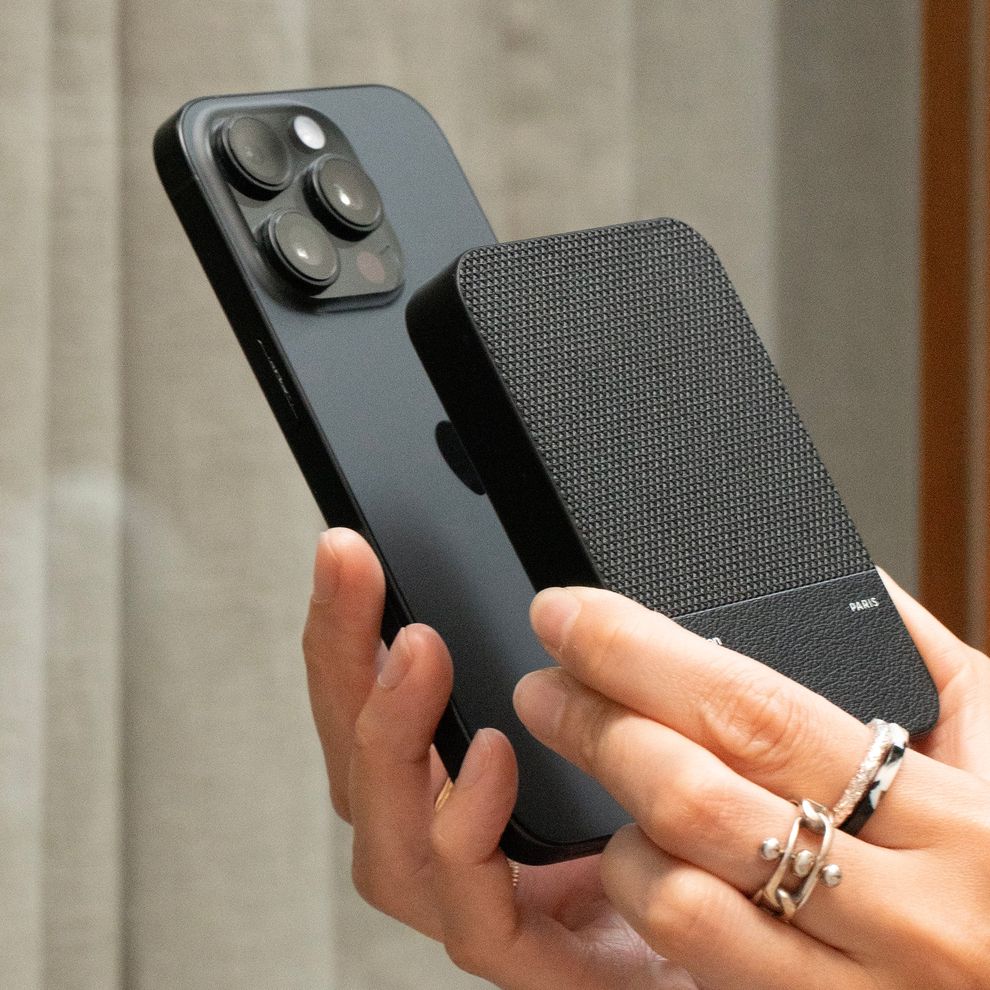 (Re)Classic Power Bank - Magnetic - 10,000 mAh