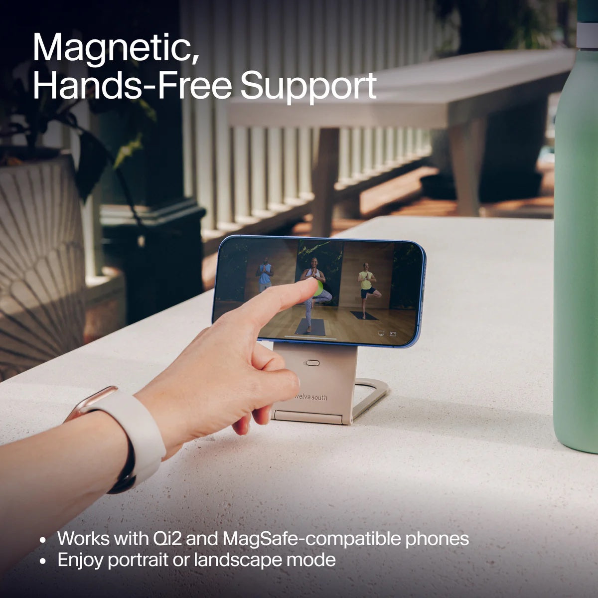 Curve Nano Magnetic Phone Stand