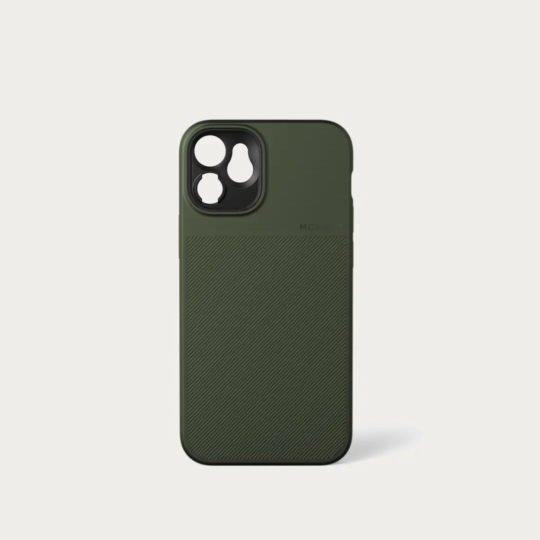 Thin Case with MagSafe for iPhone 12 Series