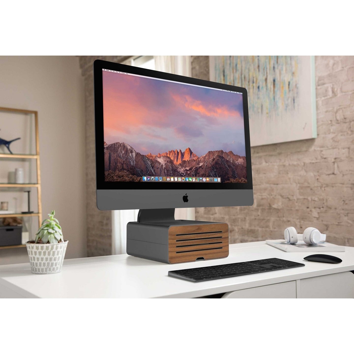 HiRise Pro for iMac and Display