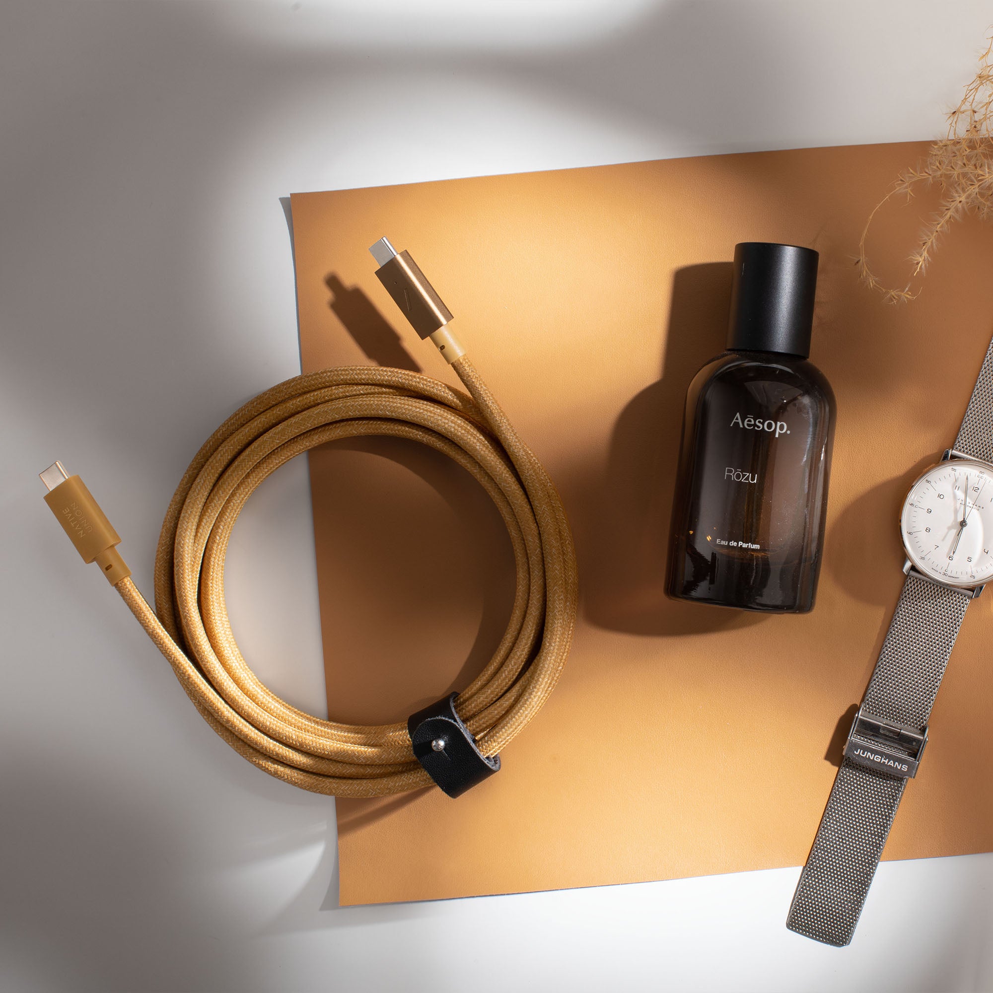 Belt Cable Pro 240W (USB-C to USB-C) - 2.4 metre