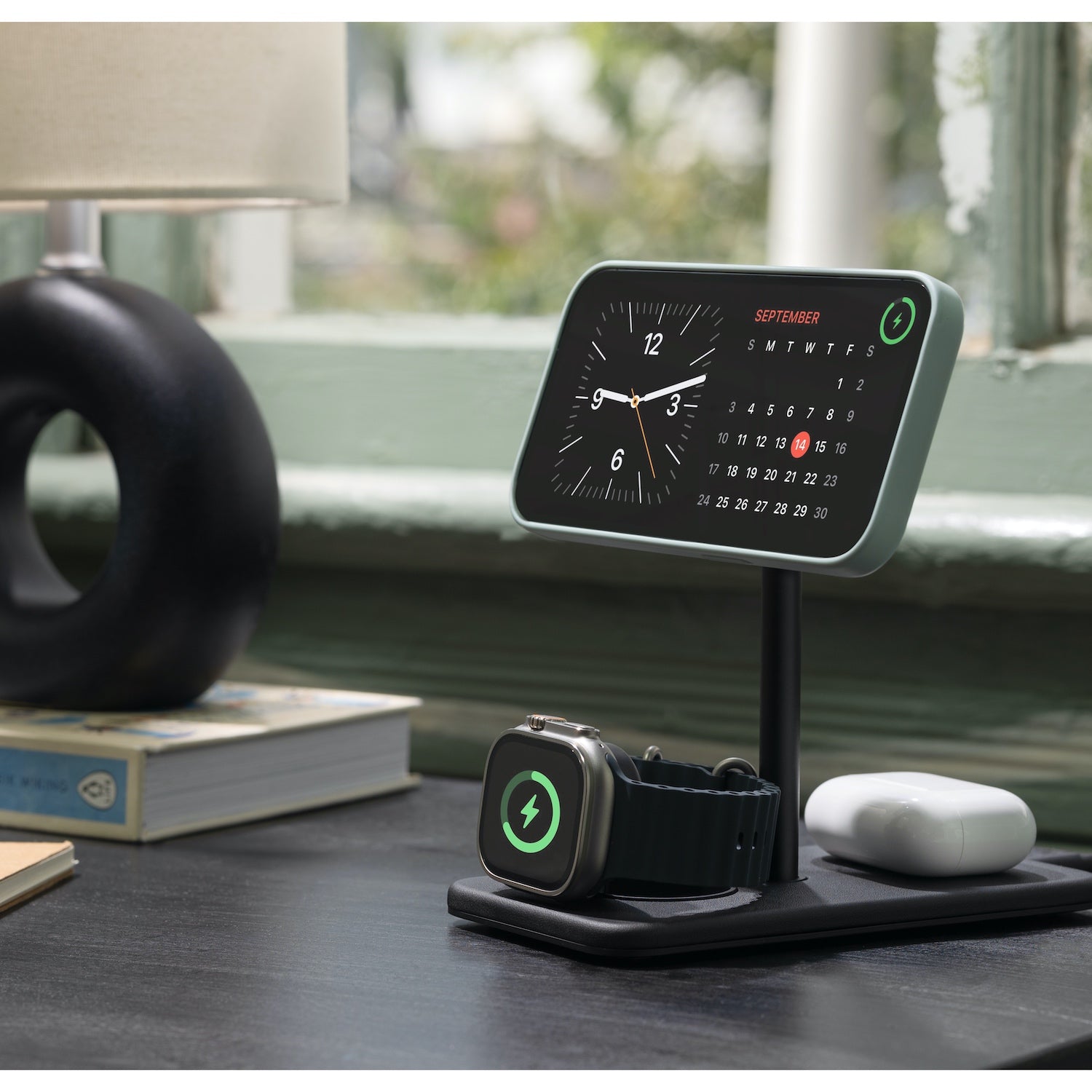 HiRise 3 Deluxe 3-in-1 charging stand