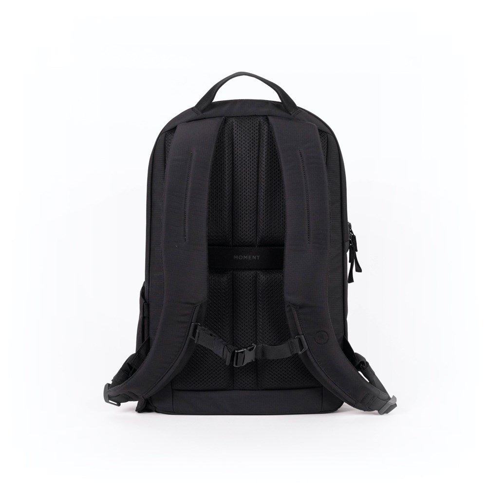 Moment Everything Backpack 28L - Black